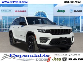 New 2025 Jeep Grand Cherokee Altitude image 1
