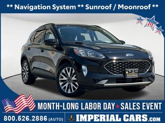 Used 2020 Ford Escape Titanium image 1