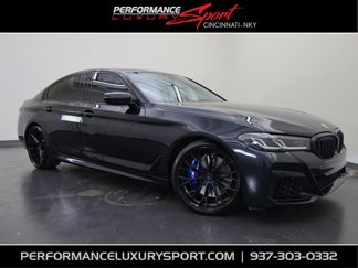 Used 2023 BMW M550i xDrive w/ Dynamic Handling Package image 1