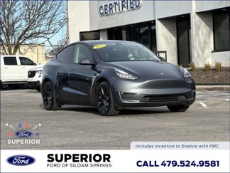 Used 2021 Tesla Model Y Long Range image 1