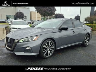 Used 2020 Nissan Altima 2.5 SR image 1