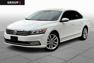 Used 2017 Volkswagen Passat 1.8T SEL Premium image 1