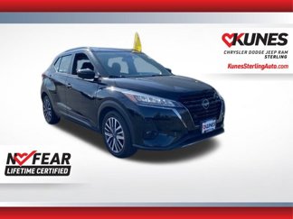 Used 2022 Nissan Kicks SR image 1