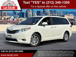 Used 2017 Toyota Sienna XLE image 1