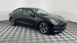 Used 2022 Tesla Model 3 Standard Range image 1