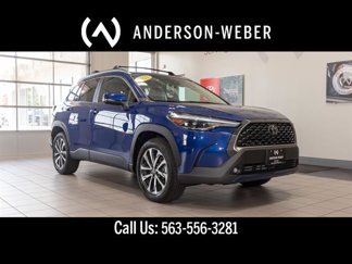 Used 2022 Toyota Corolla Cross XLE video 1