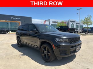 Used 2023 Jeep Grand Cherokee L Laredo image 1