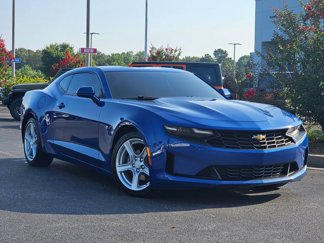 Used 2023 Chevrolet Camaro LT image 1