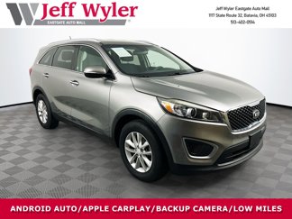 Used 2017 Kia Sorento LX image 1