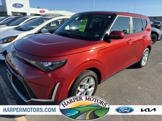 Used 2023 Kia Soul LX w/ LX Technology Package image 1