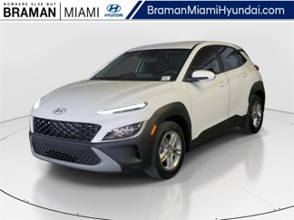 Certified 2023 Hyundai Kona SE image 1
