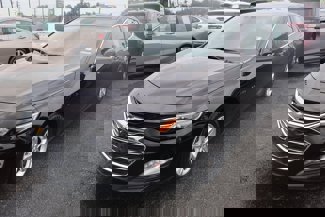 Used 2023 Chevrolet Malibu LT image 1
