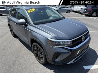 Used 2022 Volkswagen Taos SE image 1