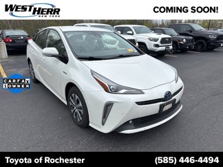 Used 2019 Toyota Prius LE image 1