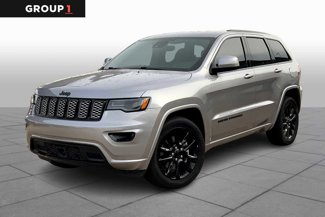 Used 2021 Jeep Grand Cherokee Laredo X image 1