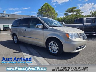 Used 2013 Chrysler Town & Country Limited w/ Luxury Group image 1