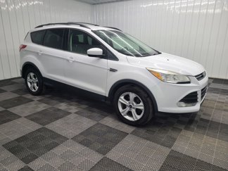 Used 2015 Ford Escape SE image 1