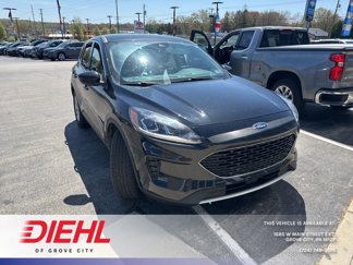 Used 2020 Ford Escape SE image 1
