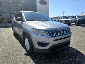 Used 2019 Jeep Compass Sport image 1