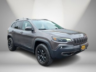 Used 2019 Jeep Cherokee Trailhawk w/ Comfort/Convenience Group image 1
