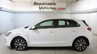 Used 2018 Hyundai Elantra GT image 1