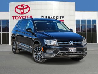 Used 2021 Volkswagen Tiguan SE image 1