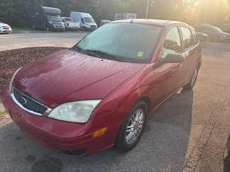 Used 2005 Ford Focus ZX5 Hatchback image 1