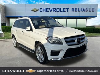 Used 2015 Mercedes-Benz GL 550 4MATIC image 1