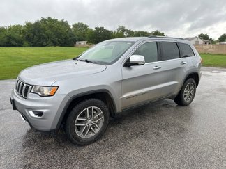 Used 2018 Jeep Grand Cherokee Limited w/ Trailer Tow Group IV image 1