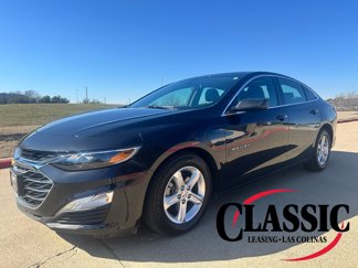 Used 2022 Chevrolet Malibu LS image 1