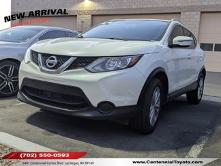 Used 2017 Nissan Rogue Sport SV image 1