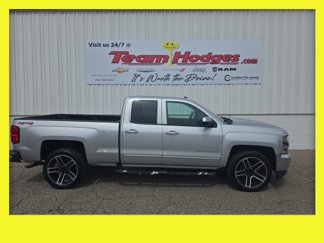 Used 2017 Chevrolet Silverado 1500 LT w/ LPO, Black Pack image 1