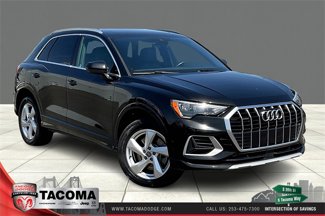 Used 2020 Audi Q3 2.0T Premium image 1
