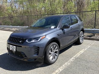 New 2025 Land Rover Discovery Sport Dynamic SE image 1