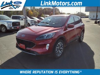 Used 2020 Ford Escape Titanium image 1
