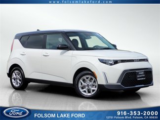 Used 2024 Kia Soul S image 1