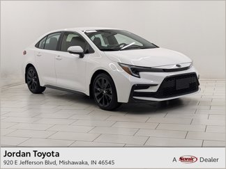 Used 2024 Toyota Corolla SE image 1