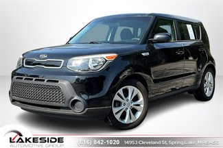 Used 2015 Kia Soul + image 1