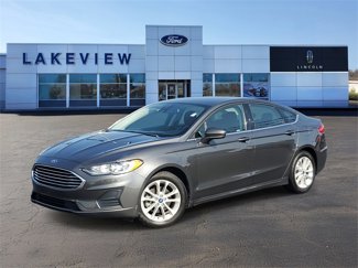 Used 2020 Ford Fusion SE image 1