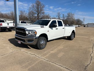 New 2024 RAM 3500 Tradesman w/ Chrome Appearance Group image 1
