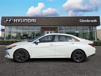 Used 2022 Hyundai Elantra SEL w/ Convenience Package image 1