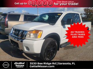 Used 2015 Nissan Titan SV w/ SV Value Truck Package image 1