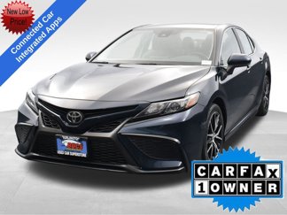Used 2021 Toyota Camry SE image 1
