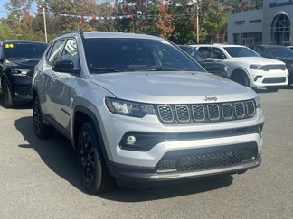 New 2025 Jeep Compass Latitude w/ Altitude Special Edition image 1