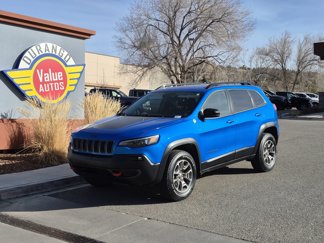 Used 2022 Jeep Cherokee Trailhawk image 1