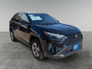 Used 2023 Toyota RAV4 XLE image 1