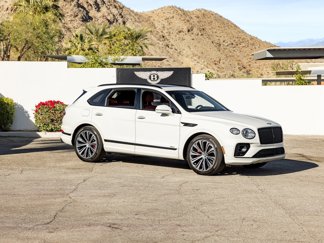 Certified 2023 Bentley Bentayga Plug-In Hybrid image 1