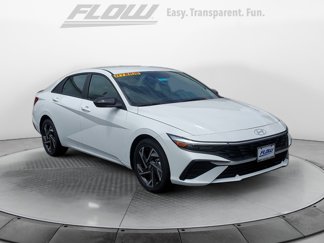 New 2025 Hyundai Elantra SEL image 1