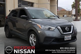 Used 2018 Nissan Kicks S image 1