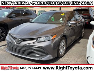 Certified 2018 Toyota Camry LE image 1